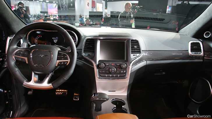 2013 JEEP GRAND CHEROKEE SRT 8 4X4