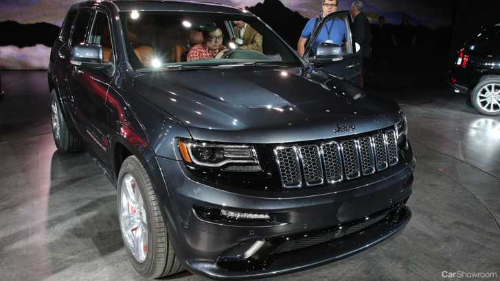 2013 JEEP GRAND CHEROKEE SRT 8 4X4