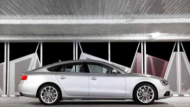 2013 AUDI