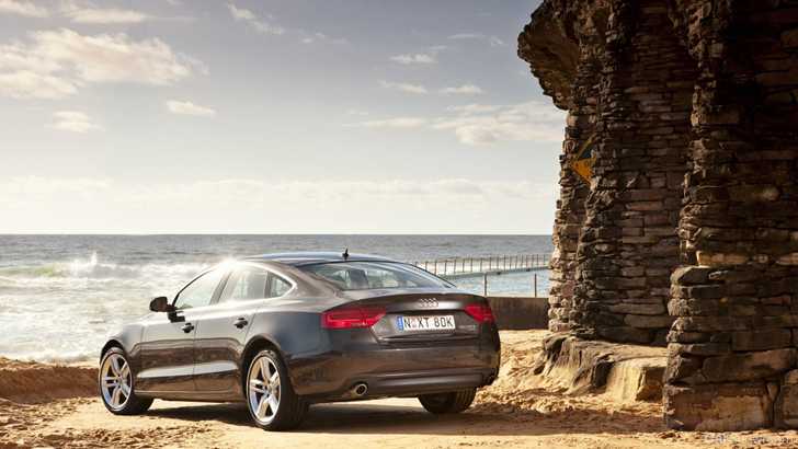 2013 AUDI