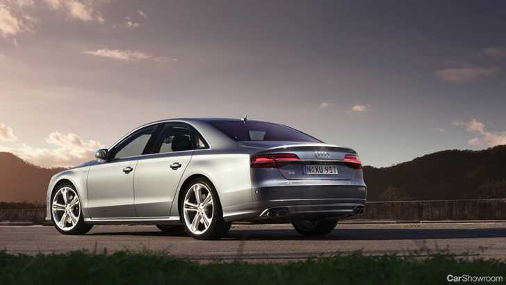 2014 AUDI A8